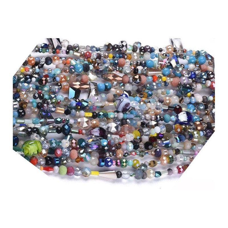 Mélange de perles en verre toutes tailles colorées