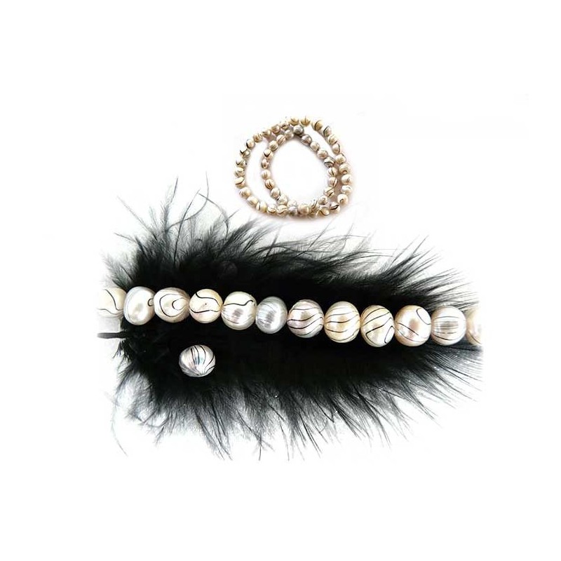 Fil de perles d'eau douce 8-9mm crème rayé noir - 38cm