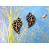 Breloque feuille 19mm bronze antique X1 ou par 10