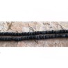Perles heishi en verre recyclé 4-5mm noir