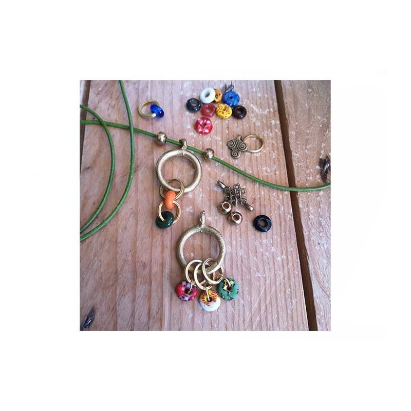 Perles artisanales d'afrique 8x6mm en bronze x 4