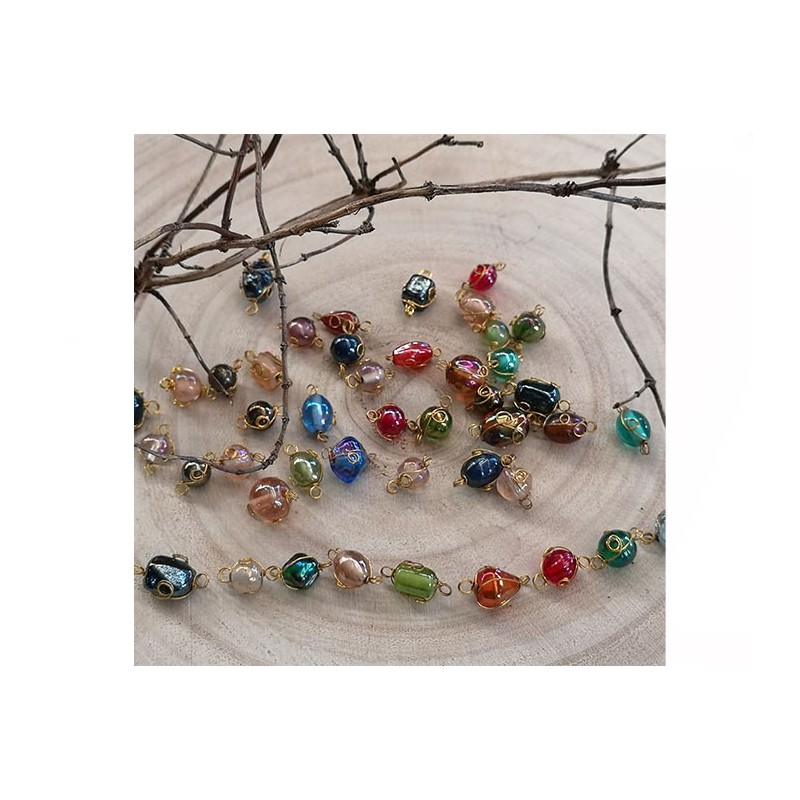 Kit ou bijou-bracelet en perles en verre et cuivre-couleurs mélangées