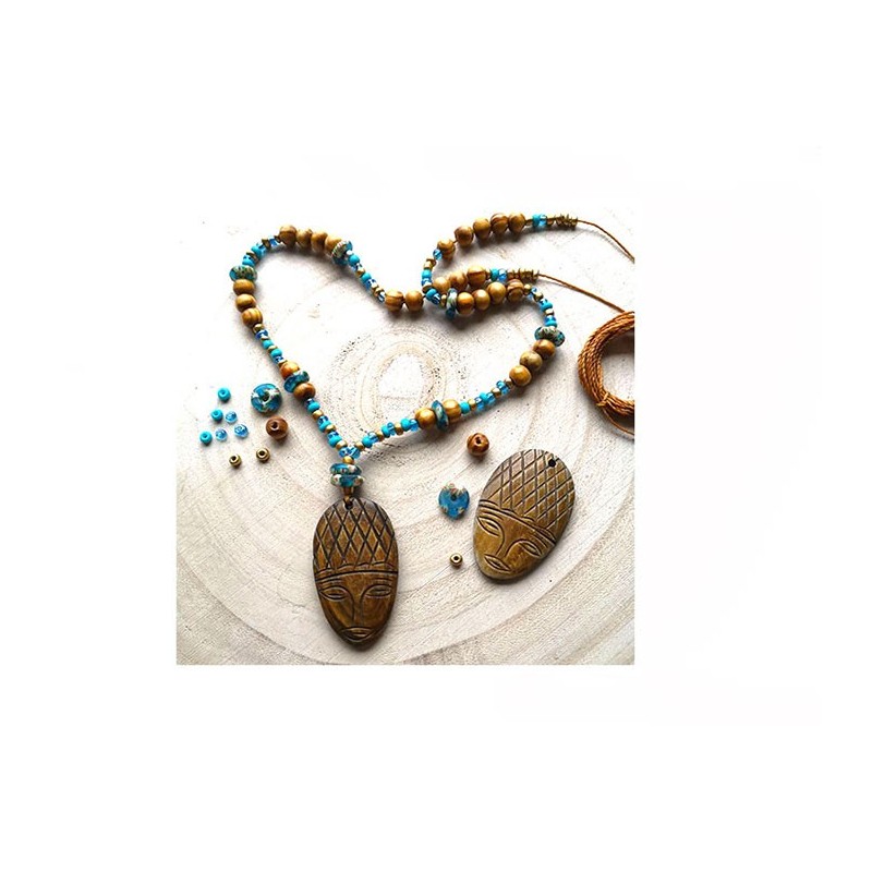 Pendentif ethnique en corne masque Africain 49x29mm x1